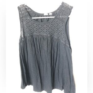 GAP black crocheted tank top women’s S